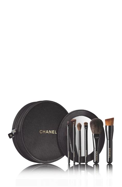 chanel les mini brush set.